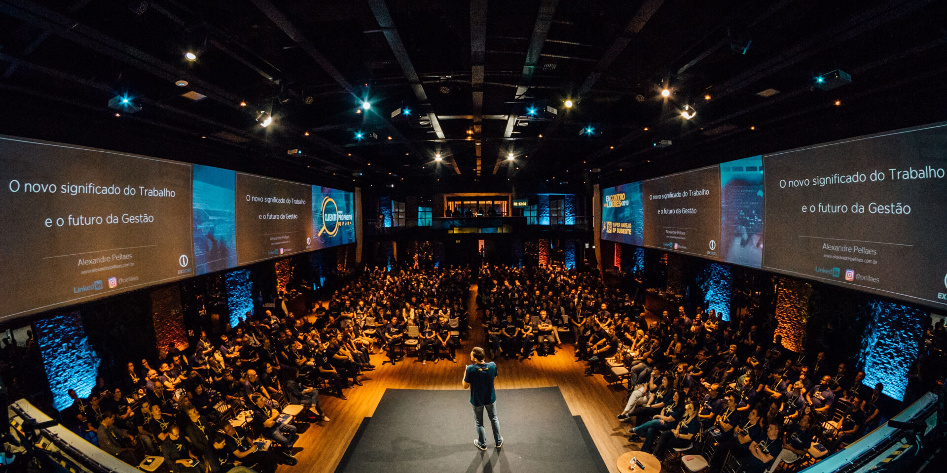How to Scale Your Freelance Service Without Compromising Your Time?